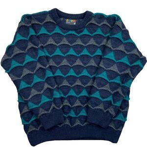 Coogi Women's Navy and Blue Jumper